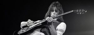 Jeff Beck playing guitar live